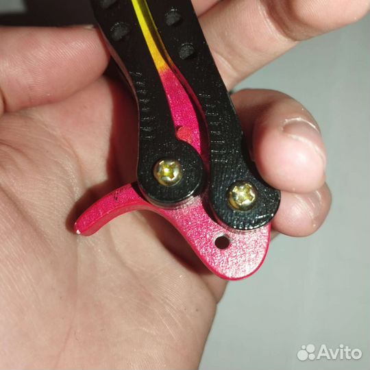 Деревянный нож бабочка