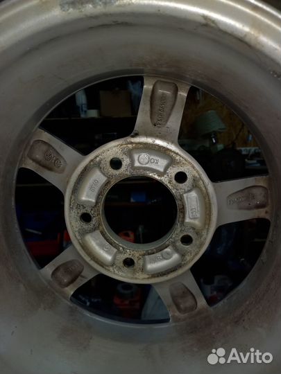 Продам колёса на Ниву
