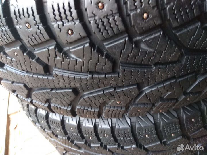 Hankook Winter I'Pike 225/70 R16