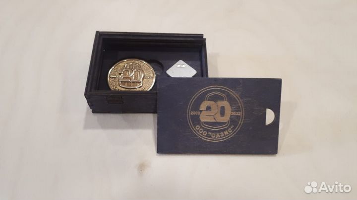 Коробка подарочная деревянная