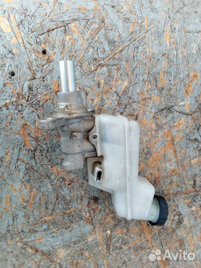 Главный тормозной цилиндр Geely Emgrand EC7