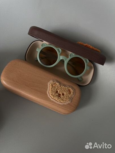 Детские очки в чехле