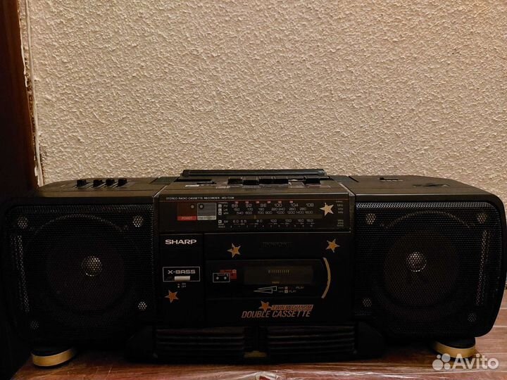 Кассетный магнитофон sharp