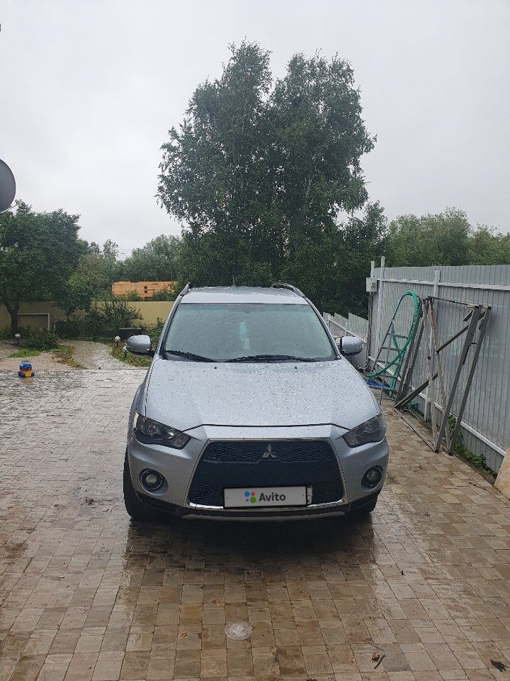 Mitsubishi Outlander: фото владельца
