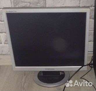Монитор Samsung