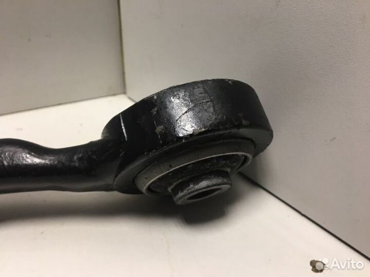 Рычаг передний правый Audi 100 C4 (1991-1994)