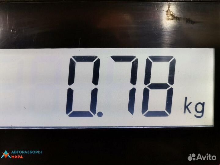 Форсунка Volkswagen Passat B6 2006 038130073AG