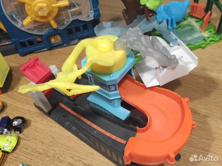 Hot wheels треки, грузовик и машинки