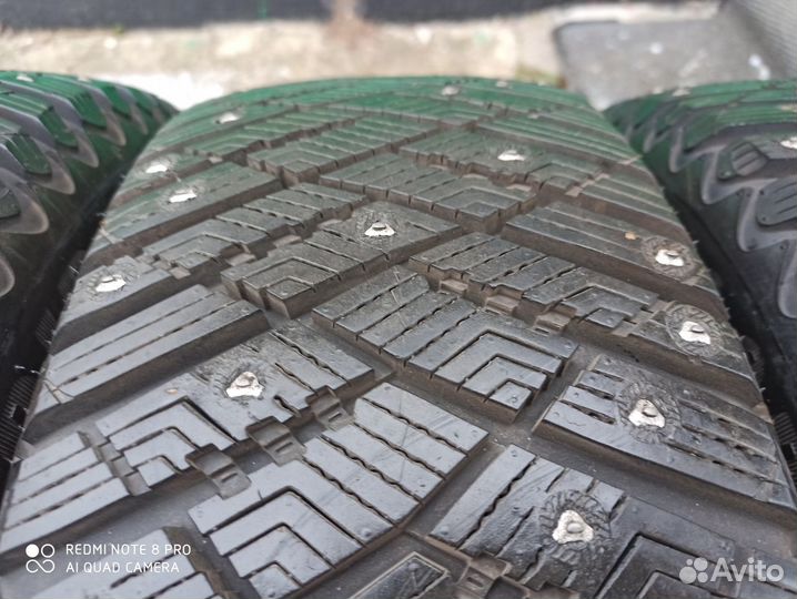 Goodyear Ultragrip Ice Arctic 205/55 R16