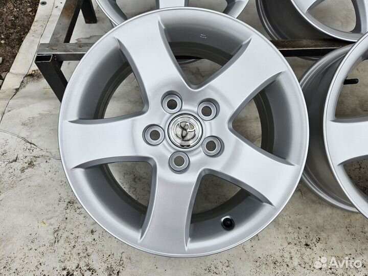 Литые диски r16 5x114.3 Toyota