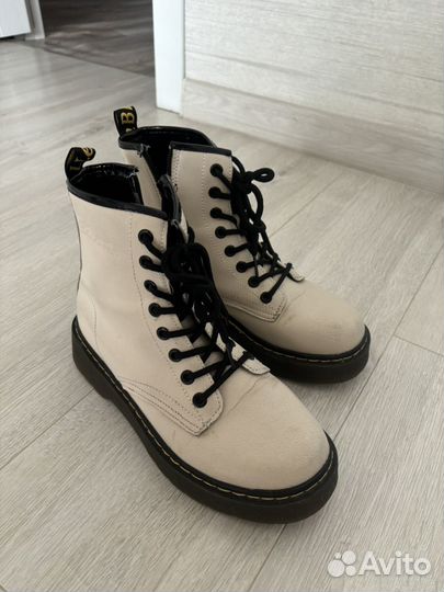 Ботинки женские