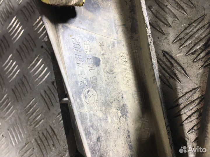 Юбка бампера передняя Opel 2009 13143159