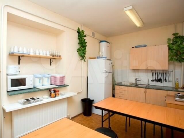 Комната 25 м² в 2-к., 1/9 эт.