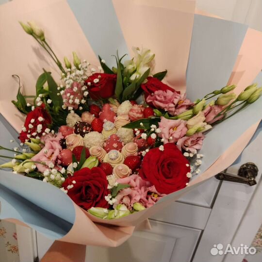 Букет из клубники в шоколаде