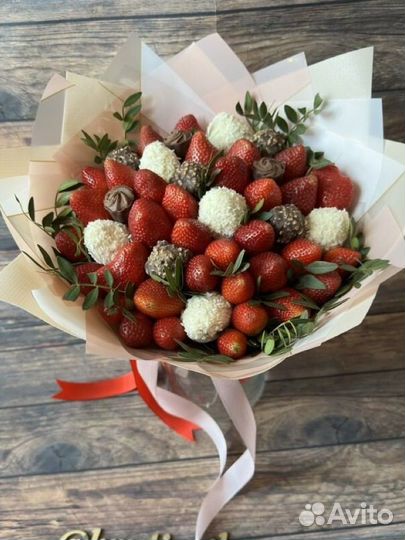 Букет из клубники в шоколаде