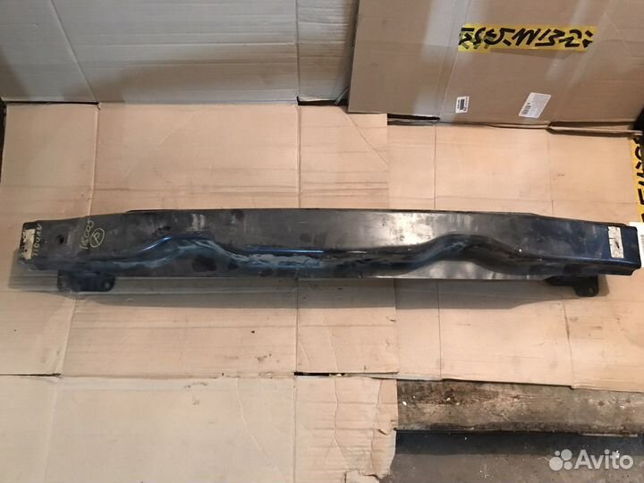 Усилитель бампера задний Volkswagen Tiguan 07-11