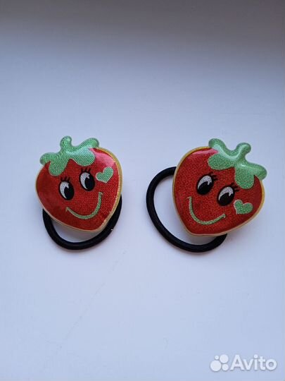 Банты и заколки для волос