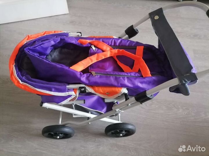 Коляска для кукол