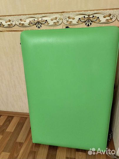 Кушетка для наращивания ресниц