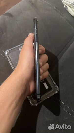 Телефон iPhone 7 plus