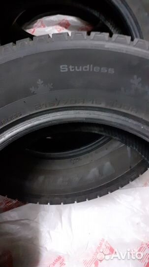 Kumho I'Zen KW31 215/70 R16 100R