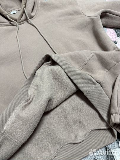 Женский спортивный костюм