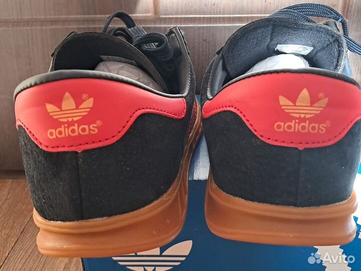 Кроссовки adidas gamburg