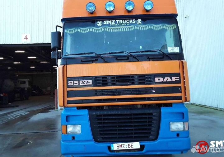В разборке грузовик DAF, 95XF 1997-2002