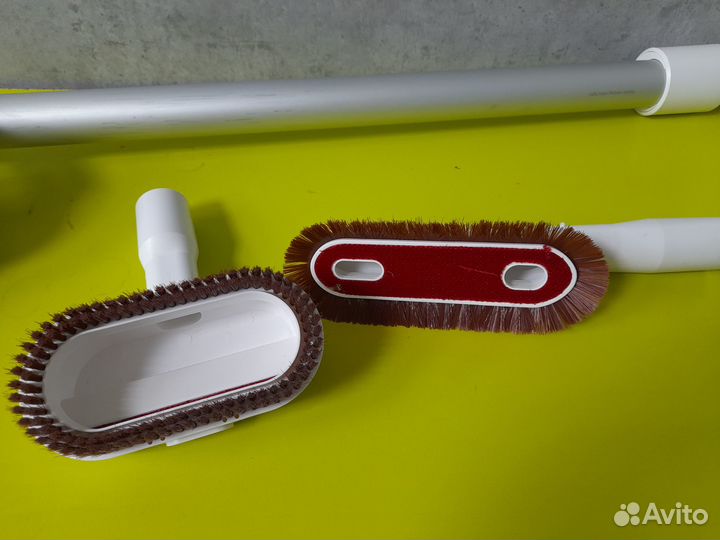 Пылесос беспроводной Deerma VC40 белый