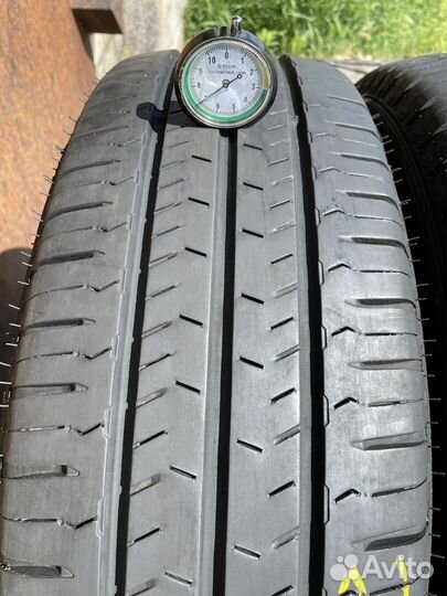 Nexen Roadian CT8 225/75 R16C