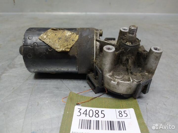 Моторчик стеклоочистителя передний Volkswagen Bora