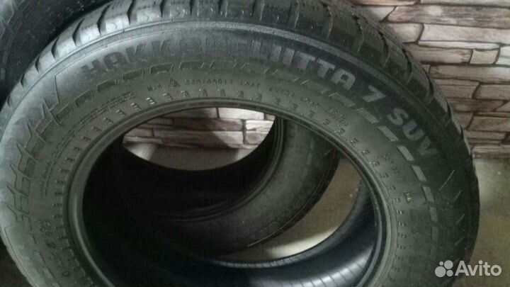 Nokian Tyres Hakkapeliitta 7 225/65 R17