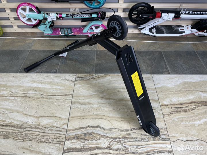 Трюковой самокат Major