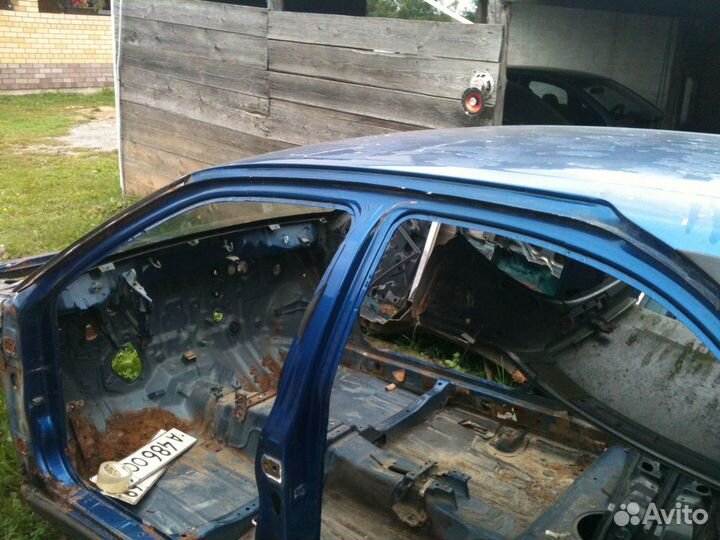 Ниссан Альмера н15 хэтчбек 1998г. Крыша