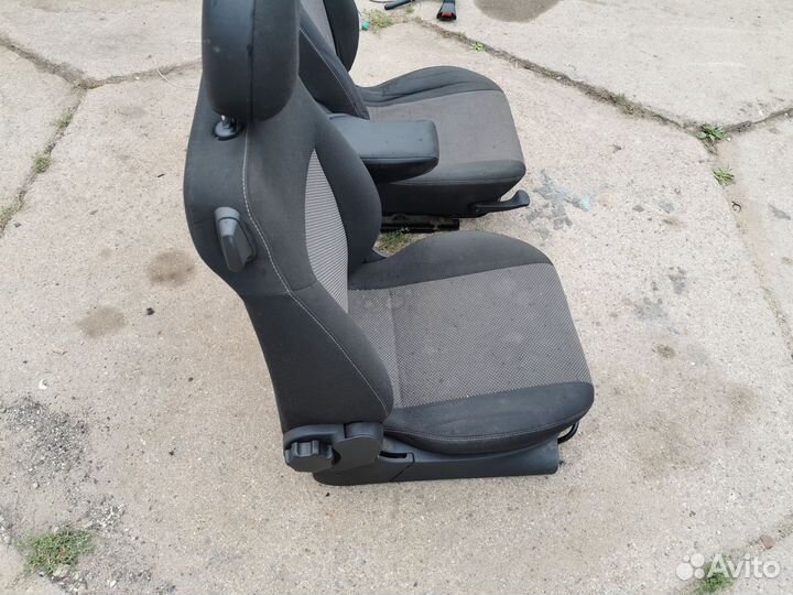 Комплект сидений Opel Meriva A 2008 год