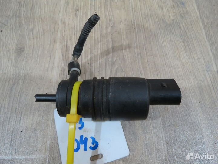 Насос омывателя BMW 640 F06 F12