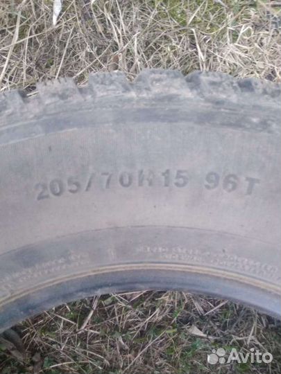 Kumho 722 15/4.5 R15