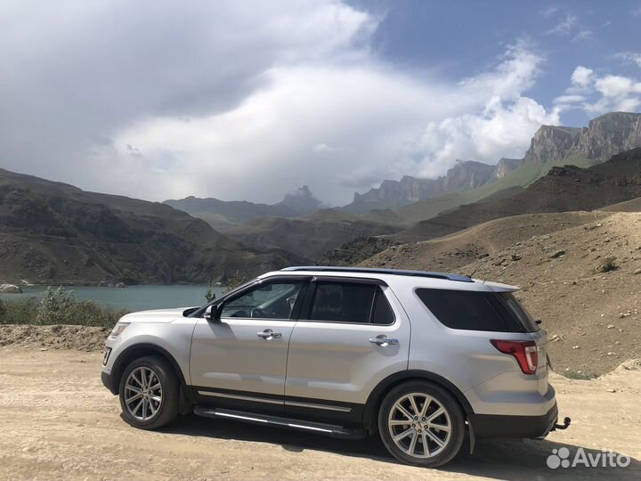Ford Explorer 3.5 AT, 2016, 128 000 км