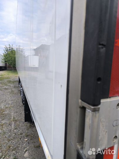 Полуприцеп рефрижератор Schmitz Cargobull SKO 24, 2014