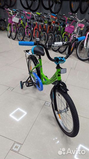 Детский велосипед Novatrack vector 18