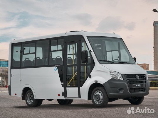 Водитель на автобус