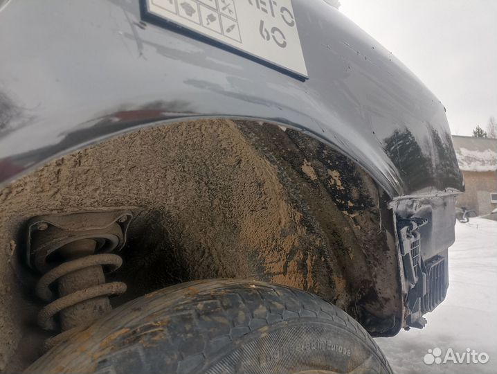 Крыло заднее левое для Audi 100 C4