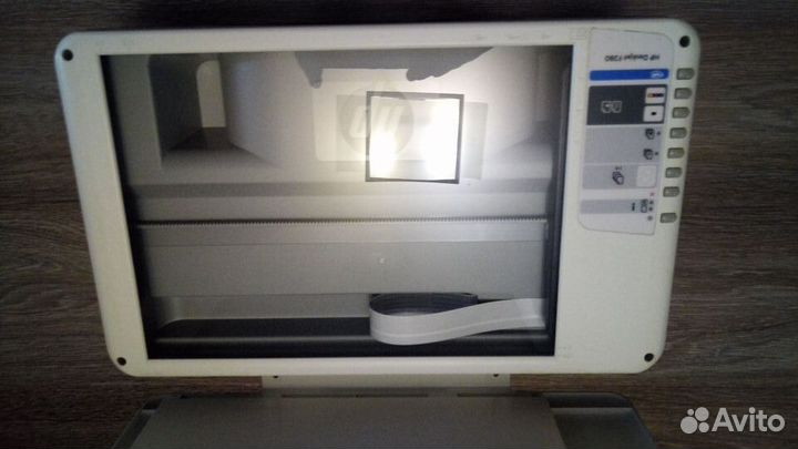 Принтер-сканер-копир. HP DeskJet F380