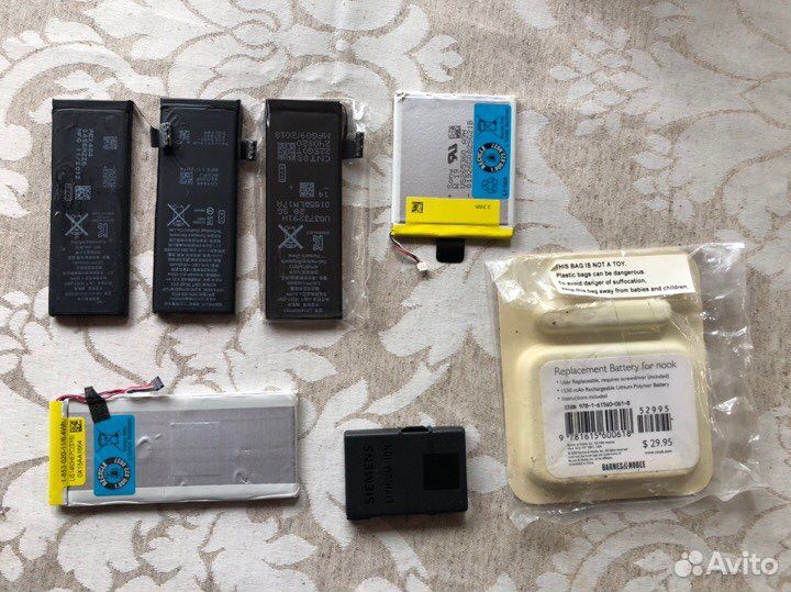 Электронные книги Sony и Amazon на разбор