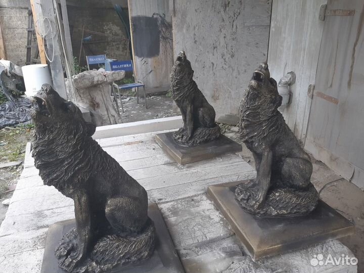 Волк навершие столба 60 см