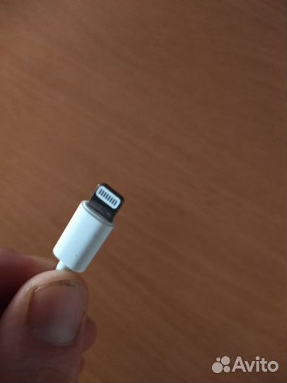 Переходник с lightning на AUX