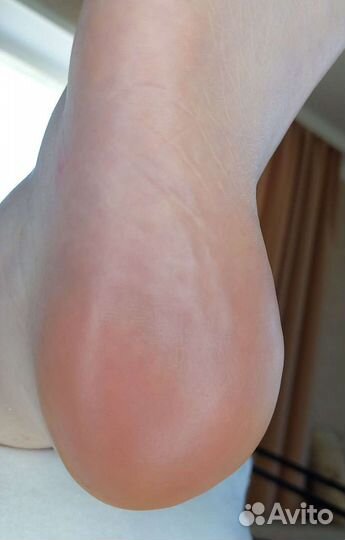 Маникюр, смарт-педикюр 909кв