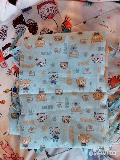 Бортики в кроватку новые