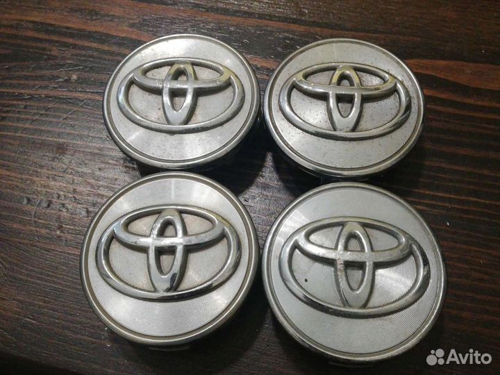 Колпачек на литой диск