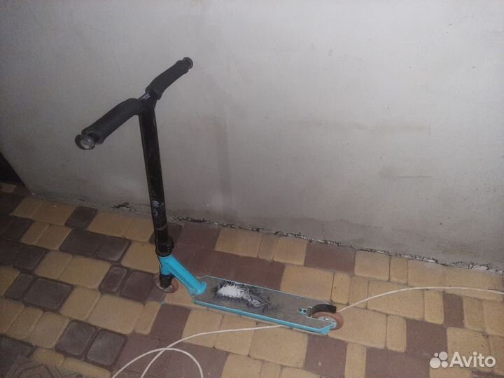 Трюковой самокат oxelo